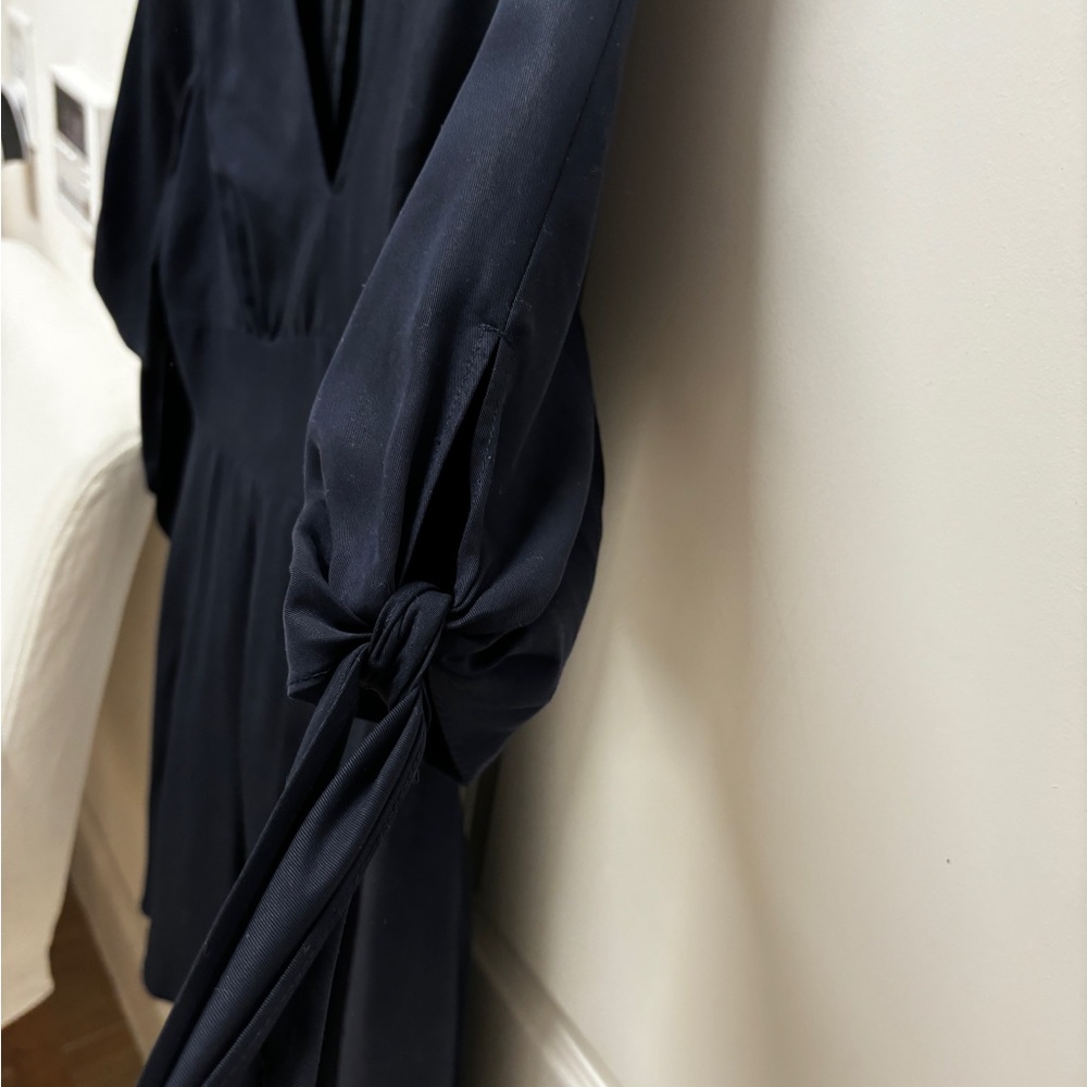 Gianni Bini. Beautiful dress. Navy Blue, lined with pockets - Picture 3 of 8